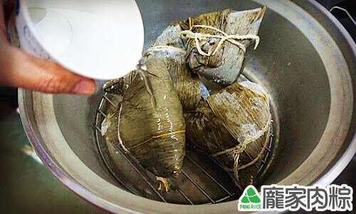 肉粽電鍋加熱1