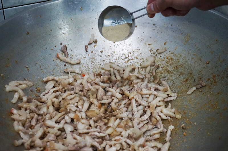 08加入白胡椒去腥、提味